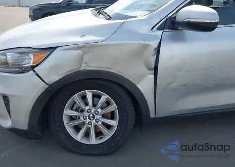 2019 Kia Sorento 3.3L Lx из США, поврежденный, VIN 5XYPG4A54KG553713